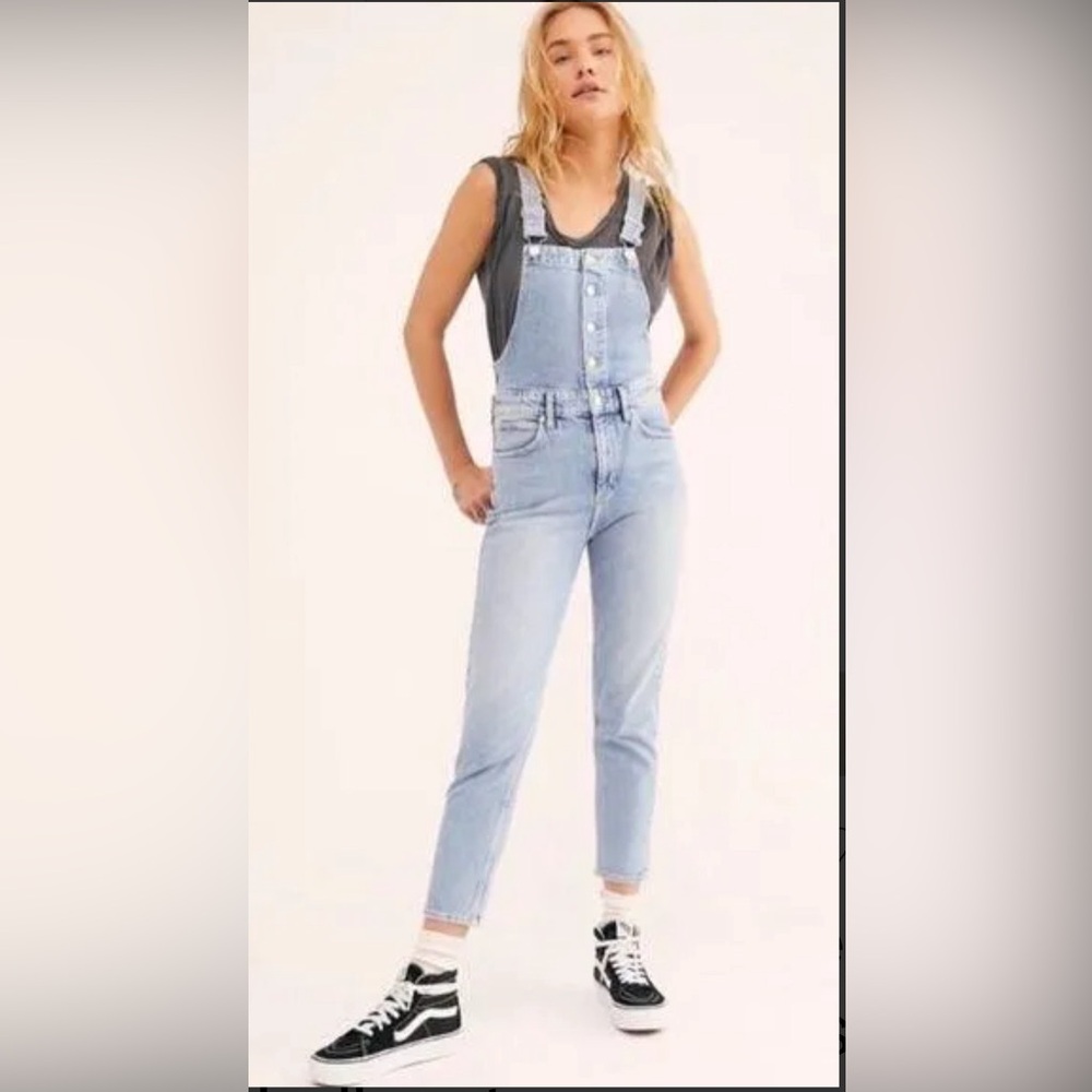 Free People We The Free Denim Overalls, Shelby Wash with, size 25